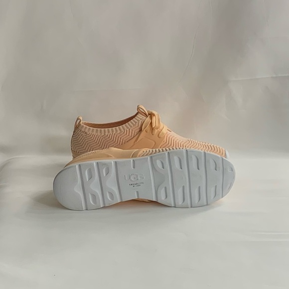 UGG Tread Lite Willows Peach Sneaker - Picture 12 of 12